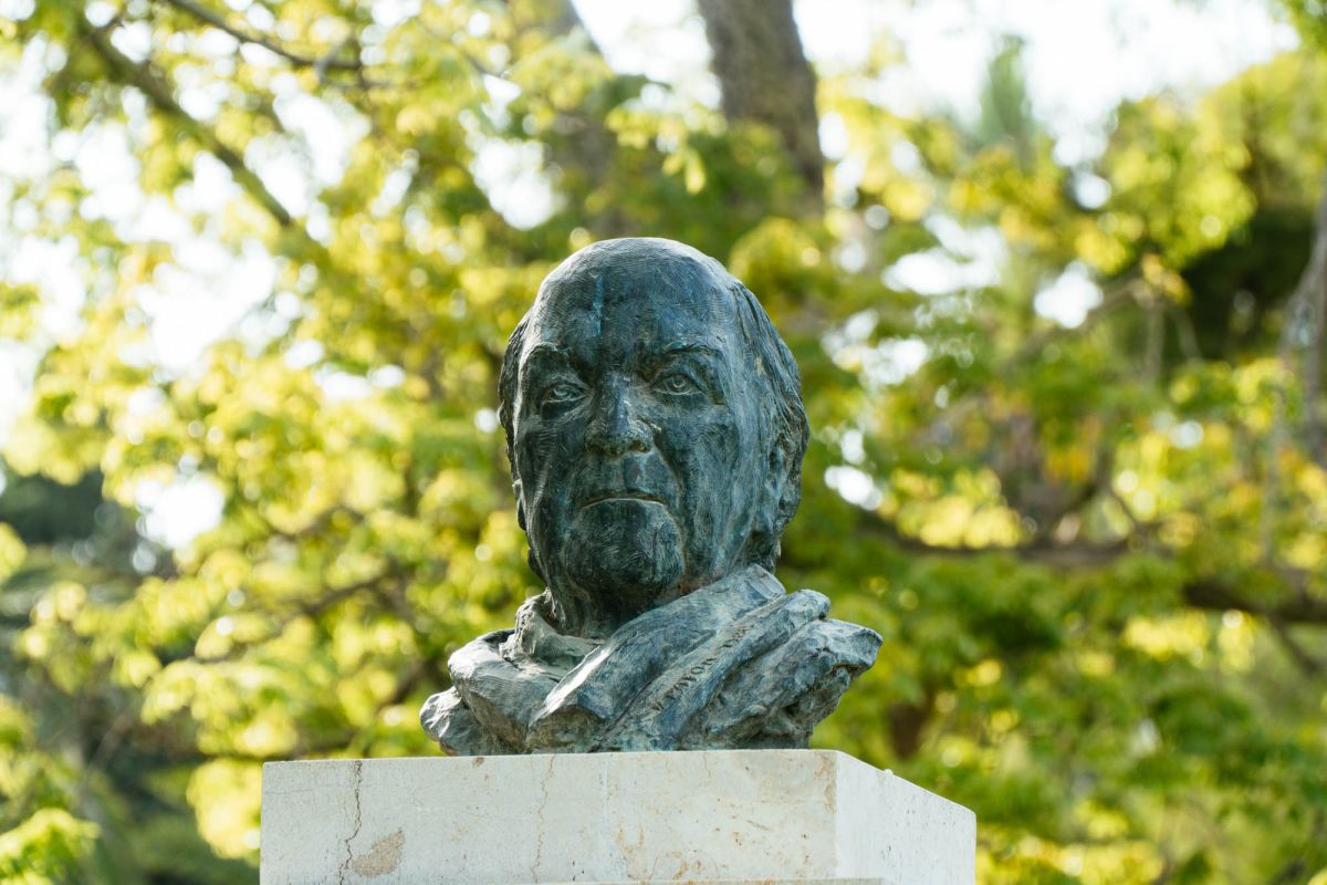 Памятник Филиппу Гарину Ортису де Таранко