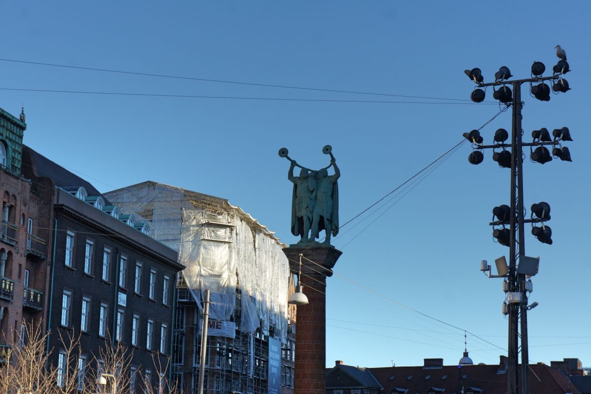 Ратушная Площадь