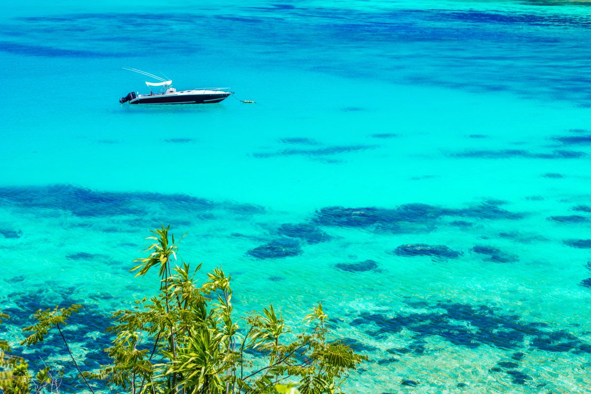 Пляж Анс Петит Кур