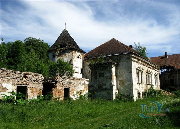 Поморянский замок