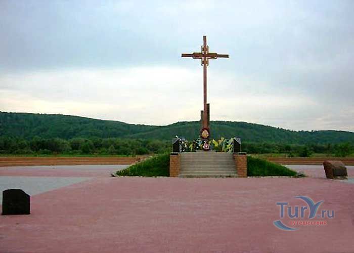 Мемориал Красное поле