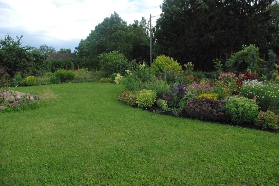 Коллекционный сад хутора Лепику-Марди