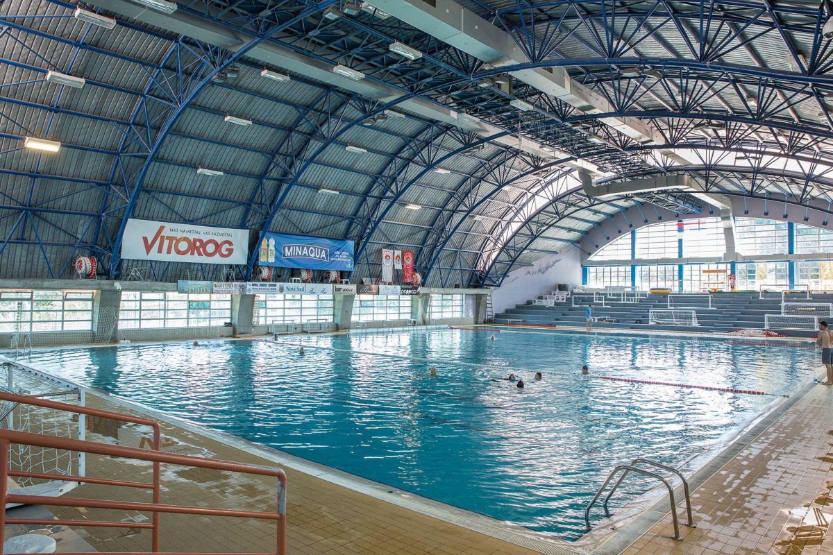 Бассейн «Слана Бара»