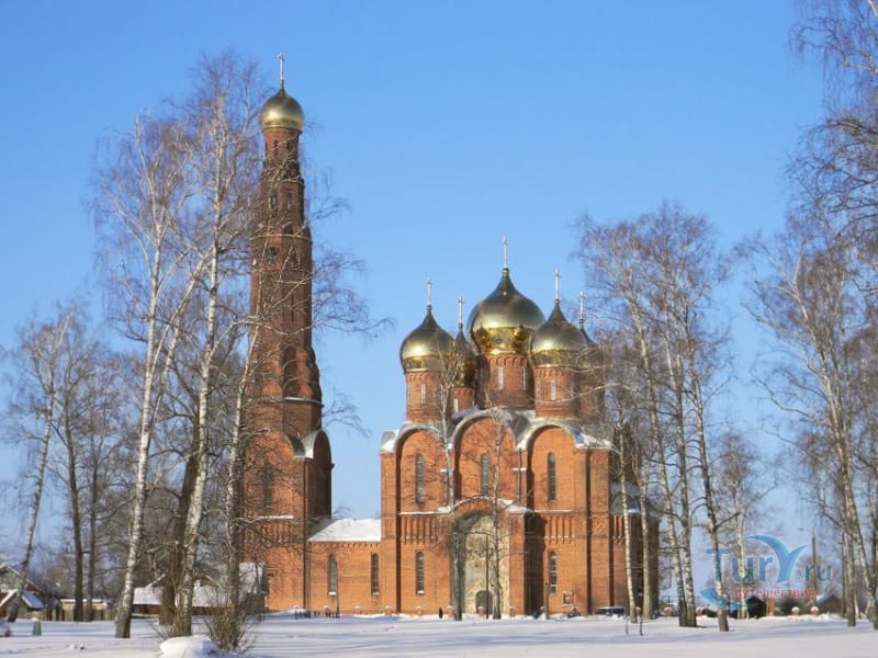 Свято-Воскресенский храм (Красный)