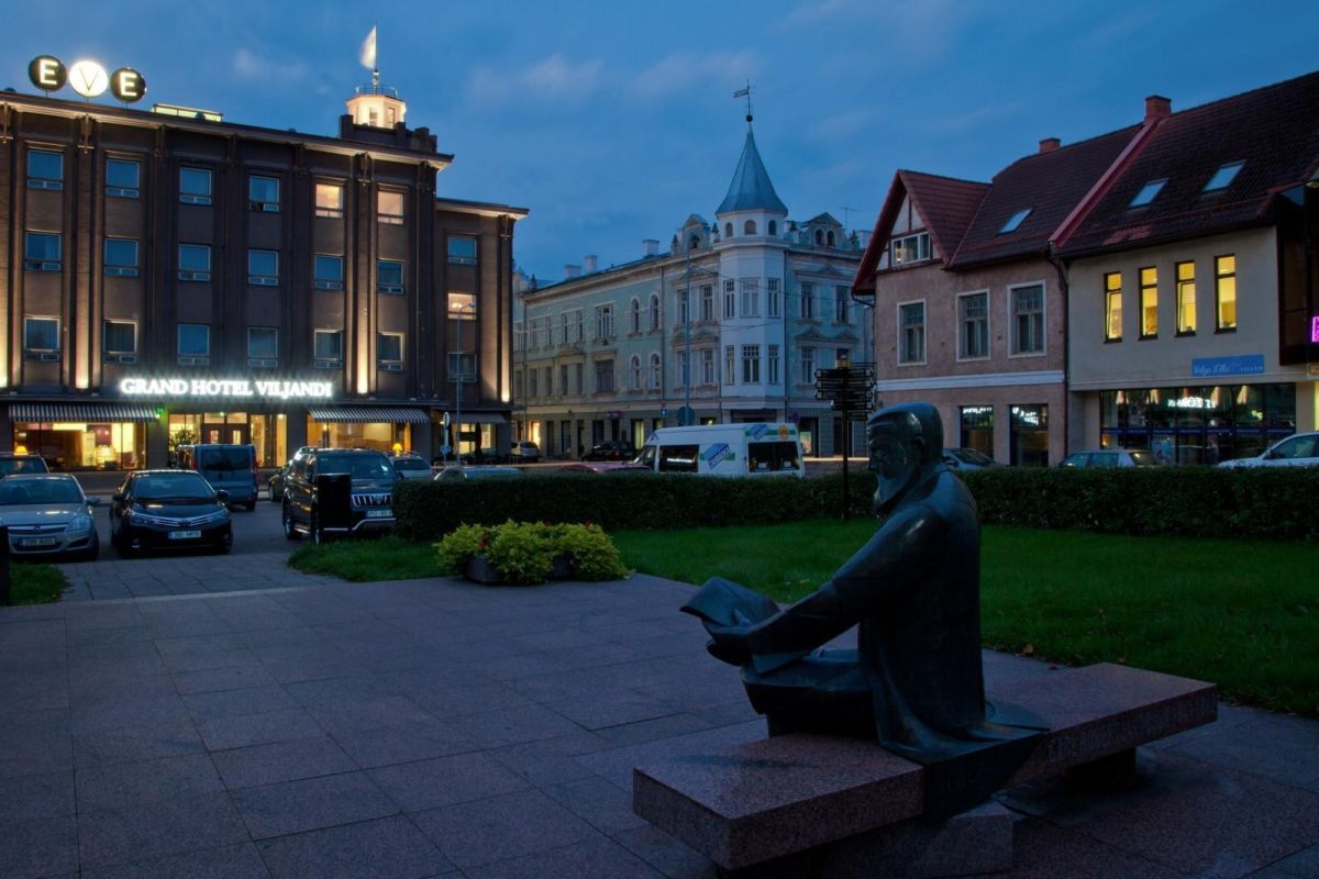 Монумент Карла Роберта Якобсона