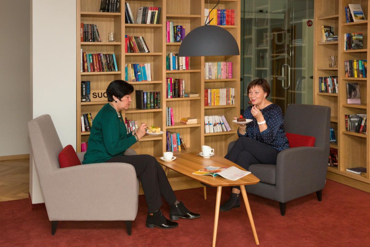 Книжное кафе Purje